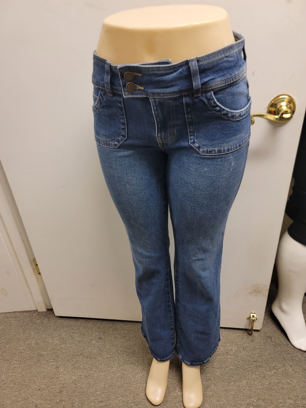 Classic Mid-Rise Blue Women's Jeans